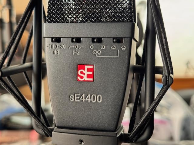 sE Electronics sE4400 Multi-Pattern Large Diaphragm Condenser Microphone with Gold Capsule, Pads & Low-Cut Filters & Shockmount - Professional Studio Recording Microphone (Matched Pair) customer photo 1