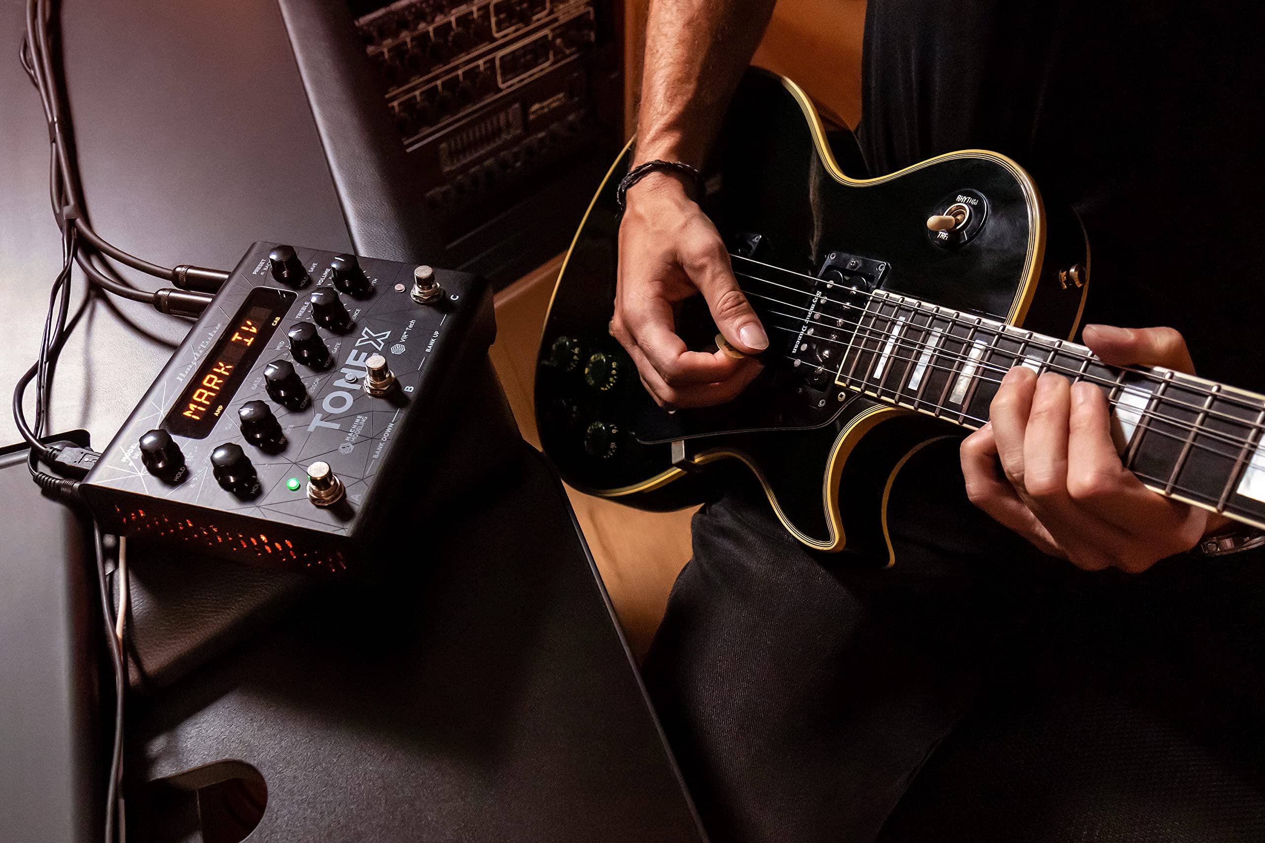 IK Multimedia TONEX Pedal: Stereo Multi-Effects Guitar and Bass Pedal with 150 Presets, 15 Pre/Post FX, Tuner, Tap Tempo, Headphone Out, Software Player and Editor customer photo 2