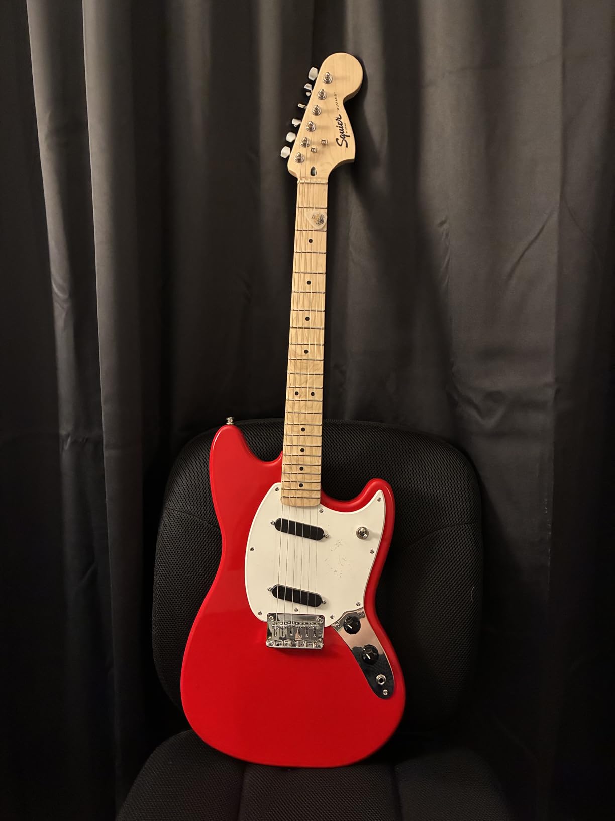 Squier Sonic Mustang Electric Guitar, Torino Red, Maple Fingerboard customer photo 1