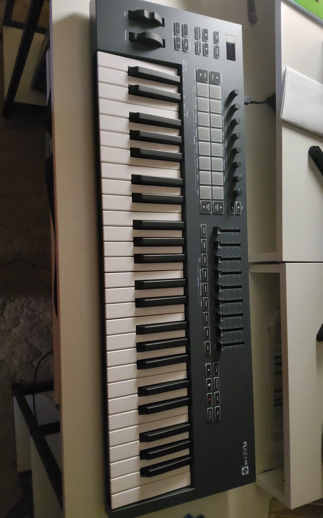 Novation FLkey 49 MIDI Keyboard - Seamless FL Studio Integration with Chord Mode and Scale Mode. All the software you need for Music Production customer photo 1