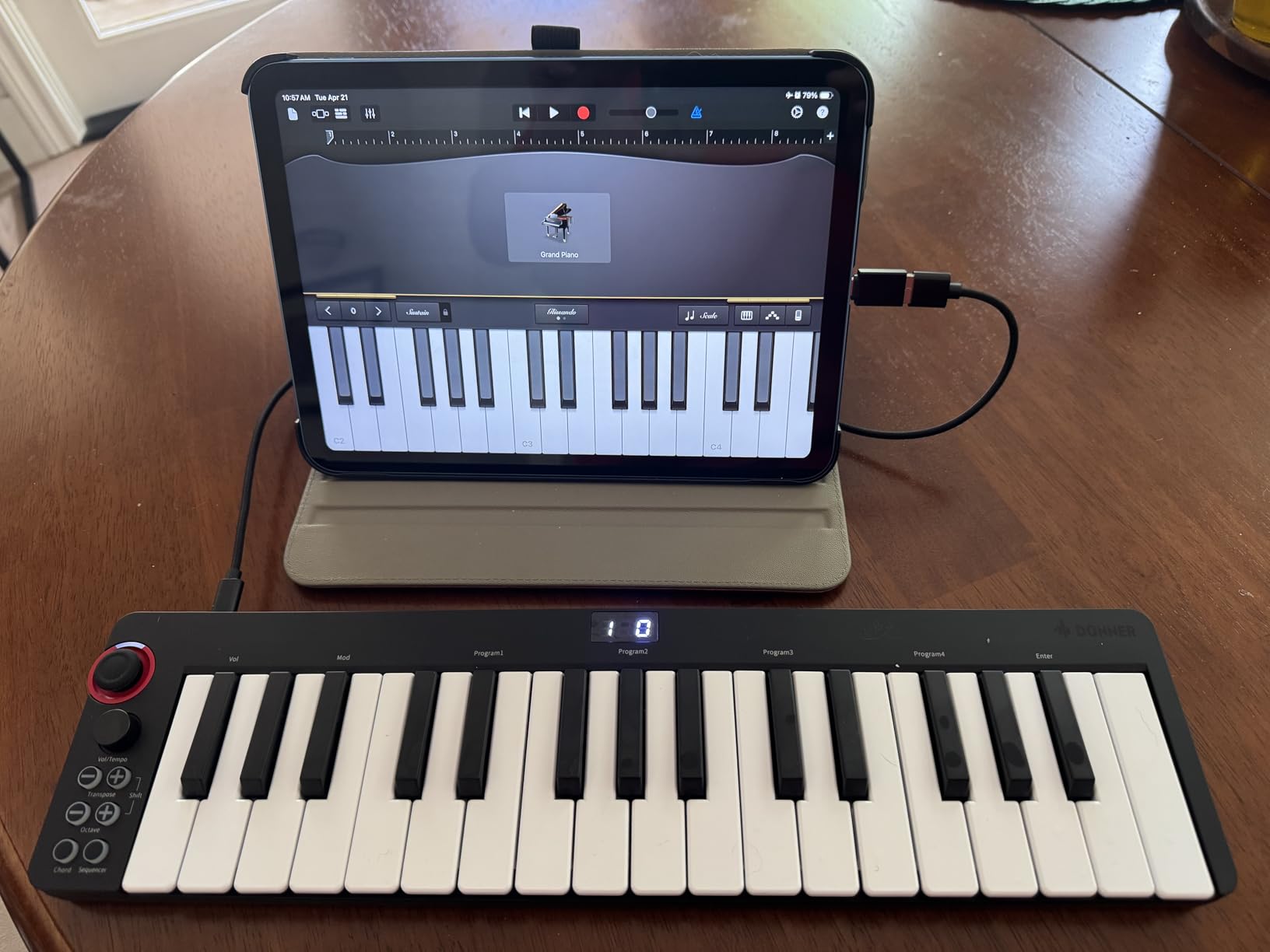 Donner Mini MIDI Keyboard, N-25 25 Key MIDI Controller for Beginner with Velocity-Sensitive Mini Keys & Light-up Rocker & Music Production Software, Small Controlador MIDI with 40 Teaching Courses customer photo 1