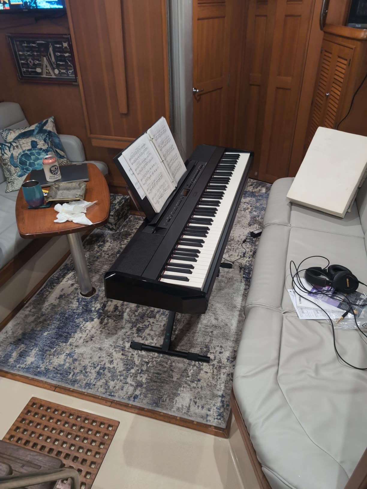 Yamaha P525 88-Weighted Wooden Key Digital Piano Keyboard, Premium Sound and Touch, Music Rest, Sustain Foot Switch, Black (P525B) customer photo 1