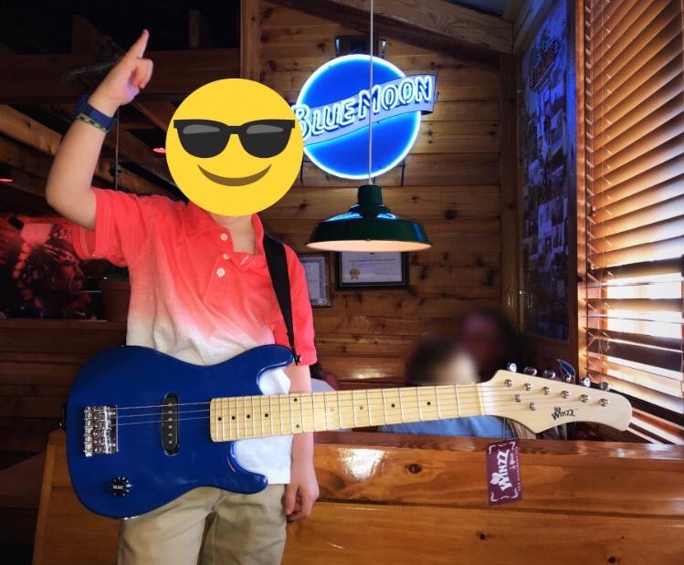 WINZZ EGM100 30 Inches Real Kids Electric Guitar with Beginner Kit, Right Handed (Light Green) customer photo 2