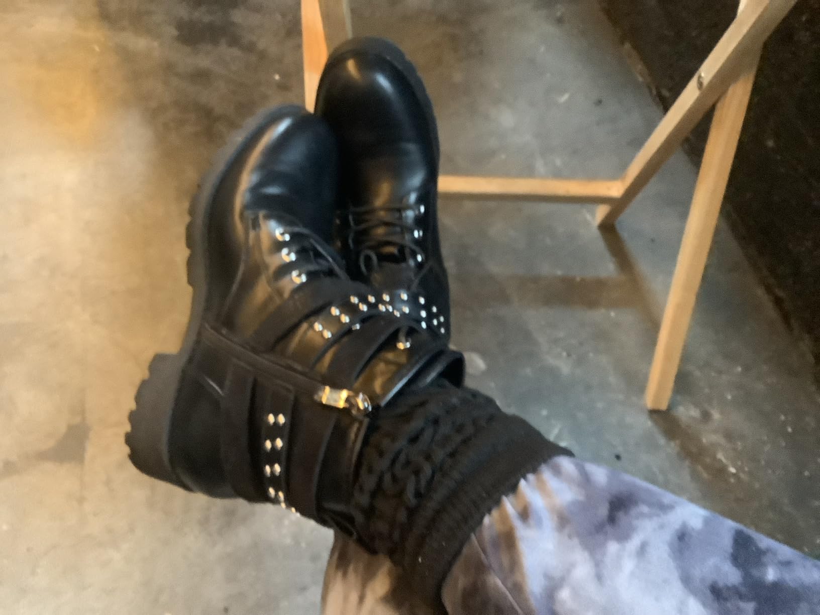 Vepose Women's 916 Ankle Boots, Combat Lace up Short Booties with Inside Zipper customer photo 1