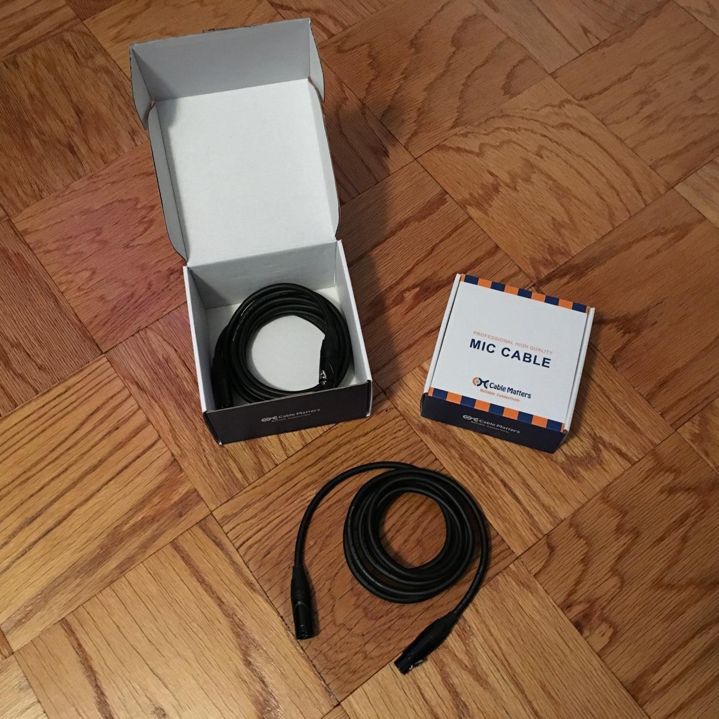 Cable Matters 2-Pack Premium Short XLR to XLR Cables - 1ft, Male to Female Microphone Cable, 21 AWG, Oxygen-Free Copper (OFC) Mic Cord, Black customer photo 2