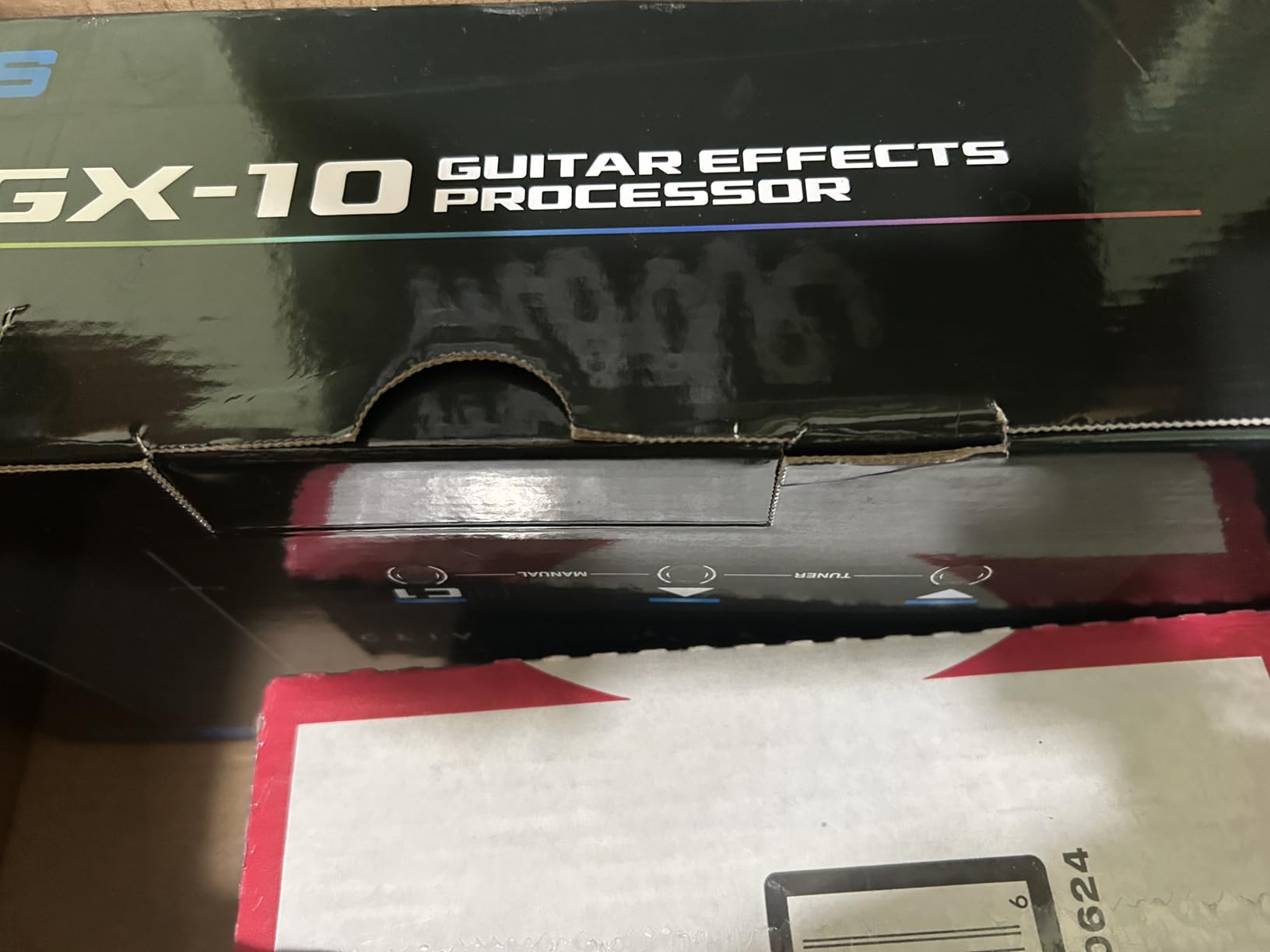 BOSS GX-10 Compact Guitar & Bass Effects Processor, GX-100 Sound Engine, Colour Touch Display, 32 Amp Types & 170 BOSS Effects, Multi-mode Footswitches & Expression Pedal, AIRD Technology customer photo 1