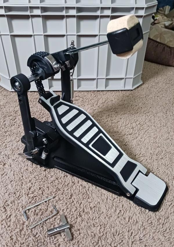 Double Kick Bass Drum Pedal, Heavy-Duty Double Kick Pedal with Twin Chain Drive Percussion Hardware & 4-Sided Beater Heads | Electric Drum Set Double Bass Pedal for Pro Drummers (Double Pedal) customer photo 1