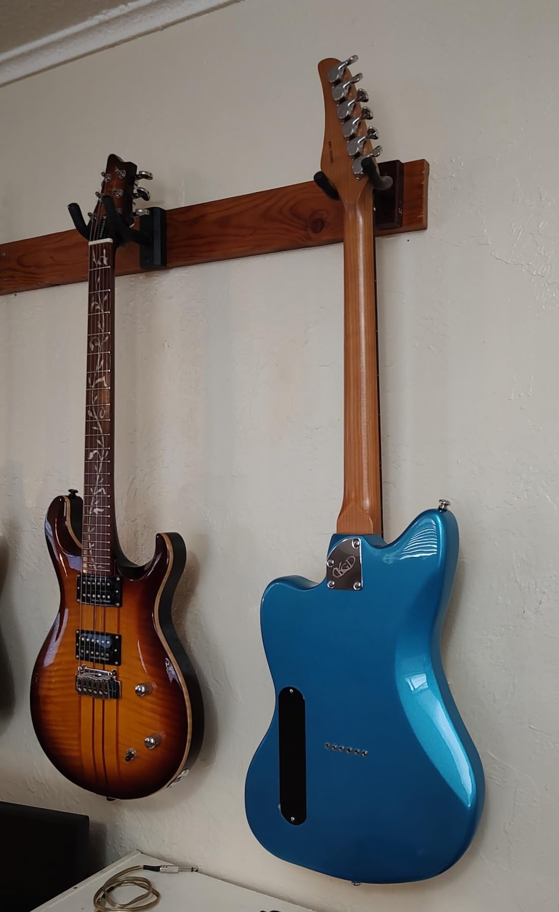 KGD Jazzmaster Mahogany Solid Body Electric Guitar, Roasted Maple Neck, H-H Pickups customer photo 2