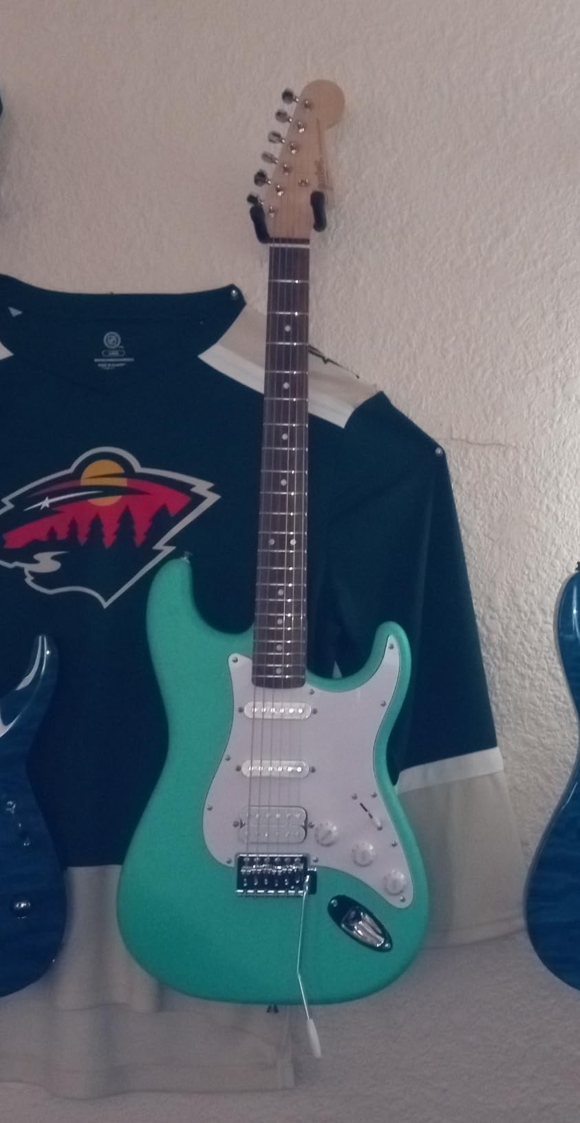 Fender Squier Debut Series Stratocaster HSS Electric Guitar, Beginner Guitar, 2-Year Warranty, Includes Free Lessons, Sea Foam Green with Satin Urethane Finish customer photo 1