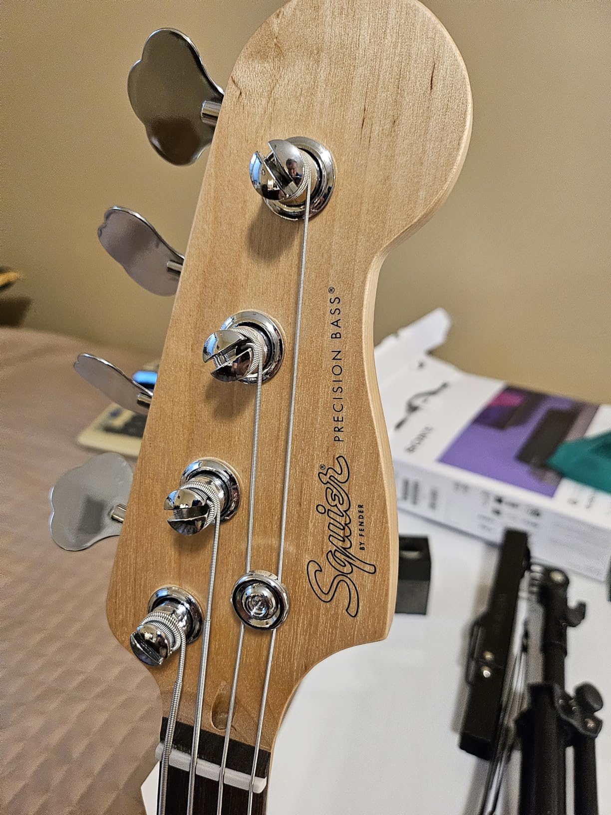Fender Squier Debut Series Precision Bass Guitar, Beginner Guitar, 2-Year Warranty, Sea Foam Green customer photo 2