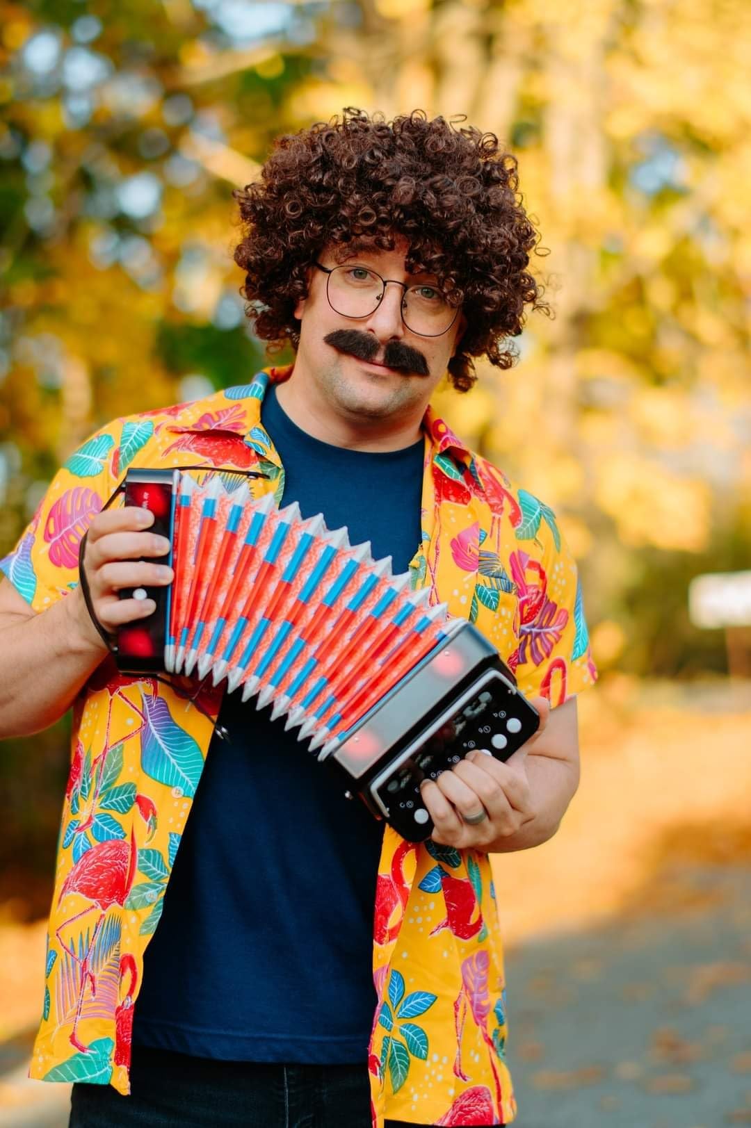 Lotkey 17 Key Piano Accordion, 8 Bass Kids Accordion, Celluloid Body, Metal Cover Accordions for Children, Beginners to Practice (Sapphire Blue) customer photo 2