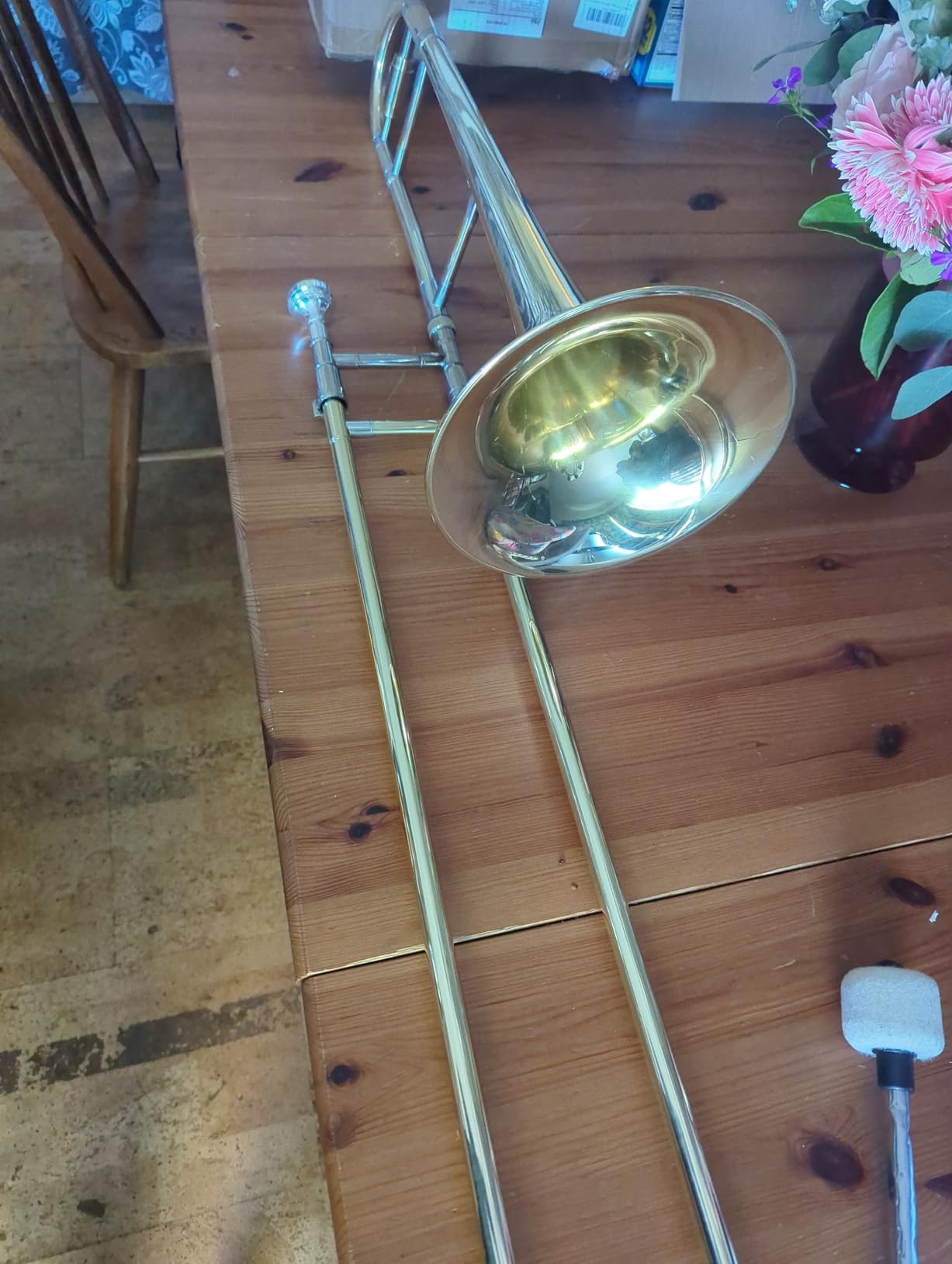 AKLOT Classic Bb Tenor Trombone: Entry-Level B Flat Brass Instruments with Hand-Hammered Bell, Anti-Tarnish Gold Lacquer Finish, Ideal for Beginner, Includes Hard Case, Mouthpiece, Gloves, Cloth customer photo 1