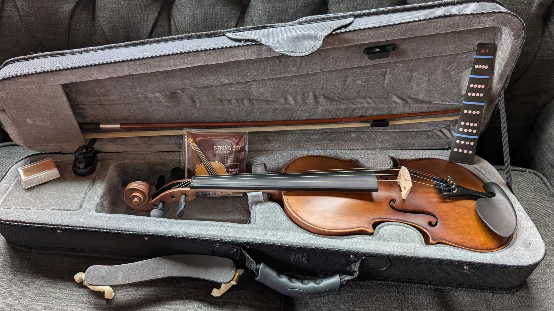 SONICAKE Violin 4/4 Full Size Set, Fiddle Solidwood for Beginners Adults, Acoustic Violin with Hard Case, Shoulder Rest, Rosin, Bow, Clip-on Tuner and Extra Strings, QVL-01 customer photo 1