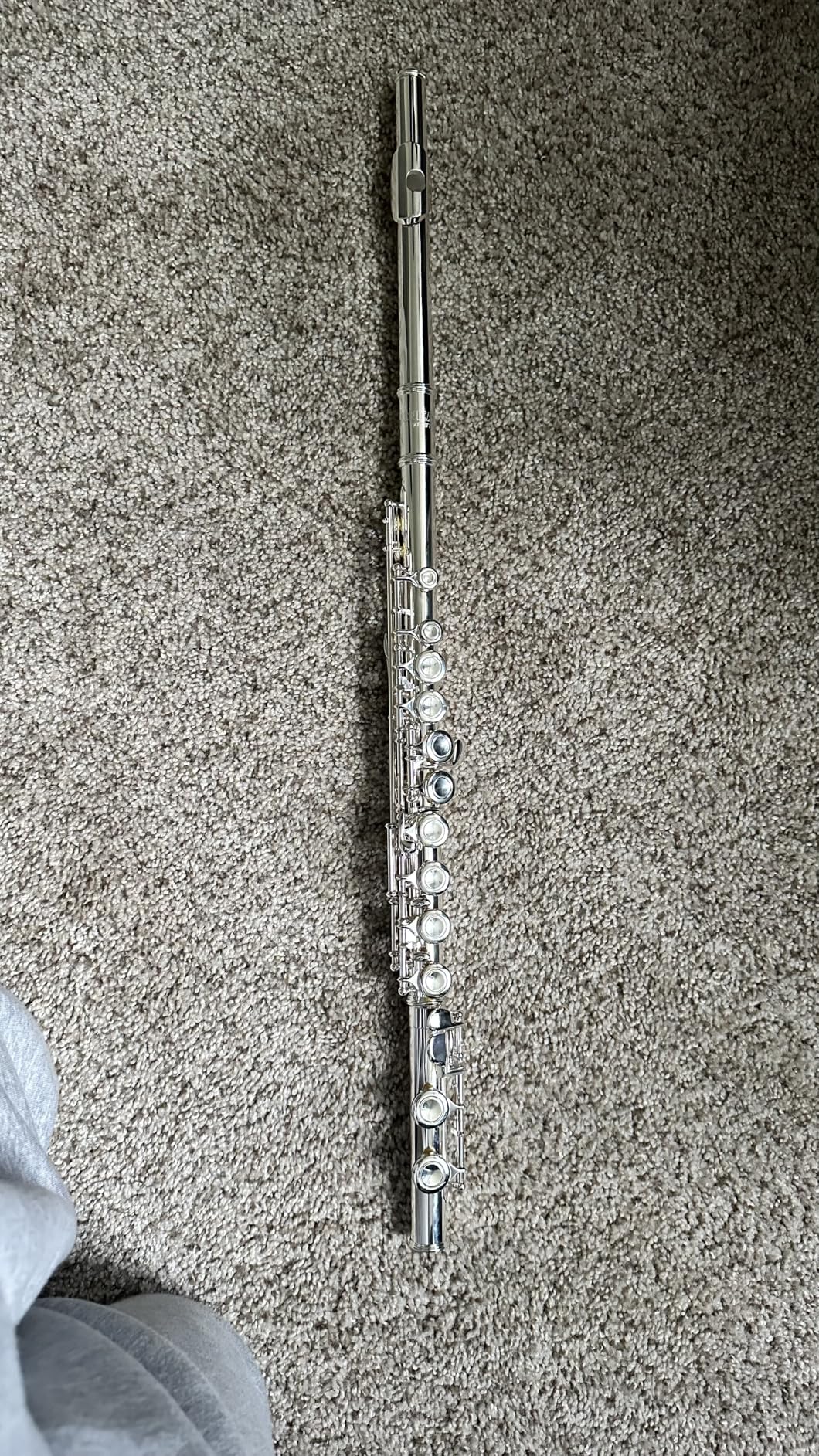 SONICAKE Closed Hole 16 Keys Flute, Silver-plated C Flutes for Beginner Student, Flute Instrument with Cleaning Kit, Carrying Case, Gloves, Tuning Rod, QFL-11 customer photo 2