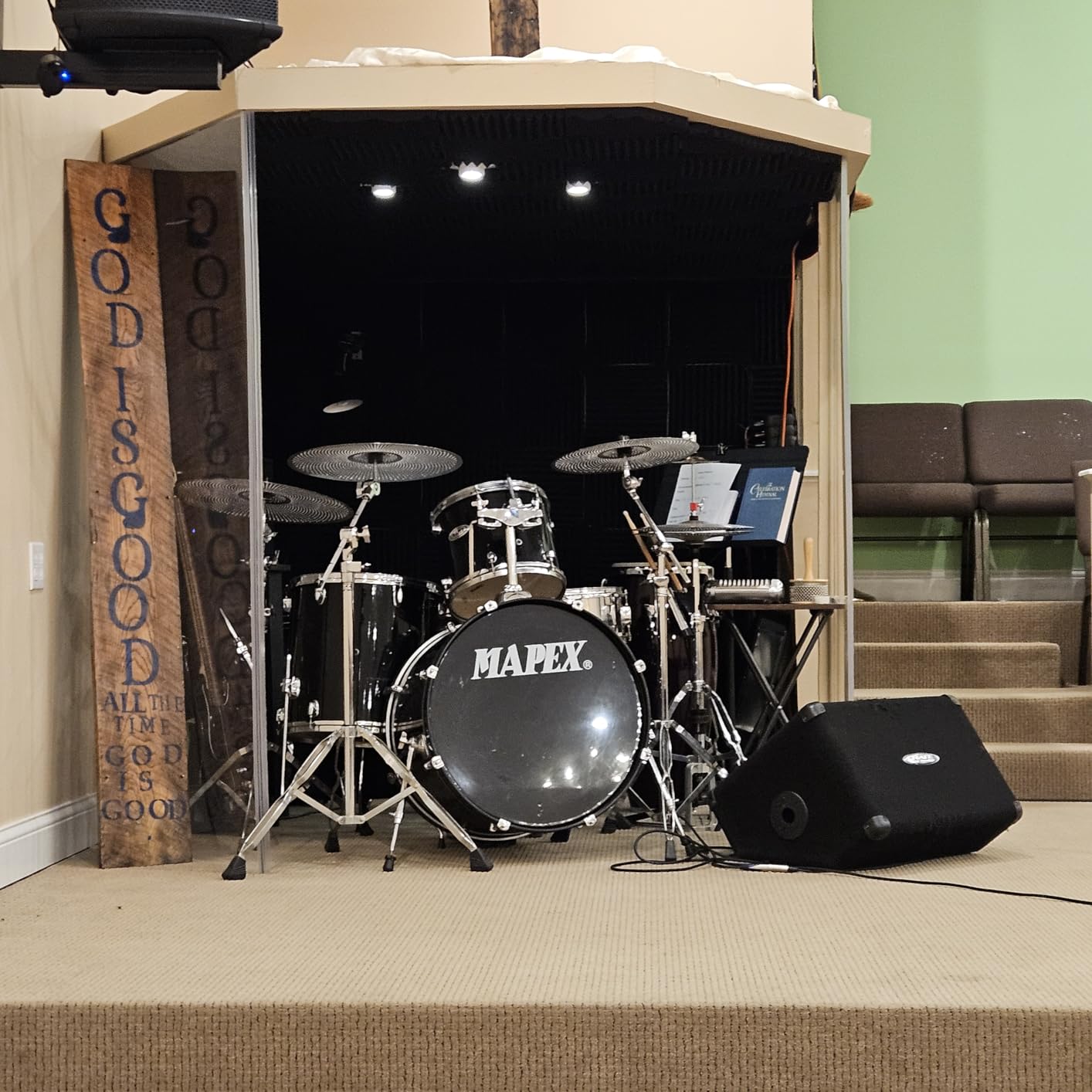 VEVOR Cymbal Pack, 3 Pieces Cymbals for Drum Set, Alloy Cymbals Drum Set Includes 14-inch Hi-Hats, 16-inch Crash, 20-inch Ride, Drumsticks & Cymbal Bag customer photo 1