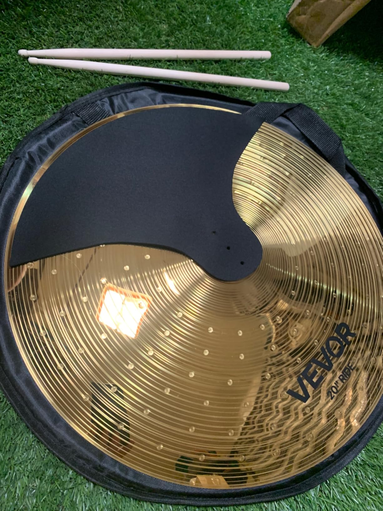 VEVOR Cymbal Pack, 3 Pieces Cymbals for Drum Set, Alloy Cymbals Drum Set Includes 14-inch Hi-Hats, 16-inch Crash, 20-inch Ride, Drumsticks & Cymbal Bag customer photo 2