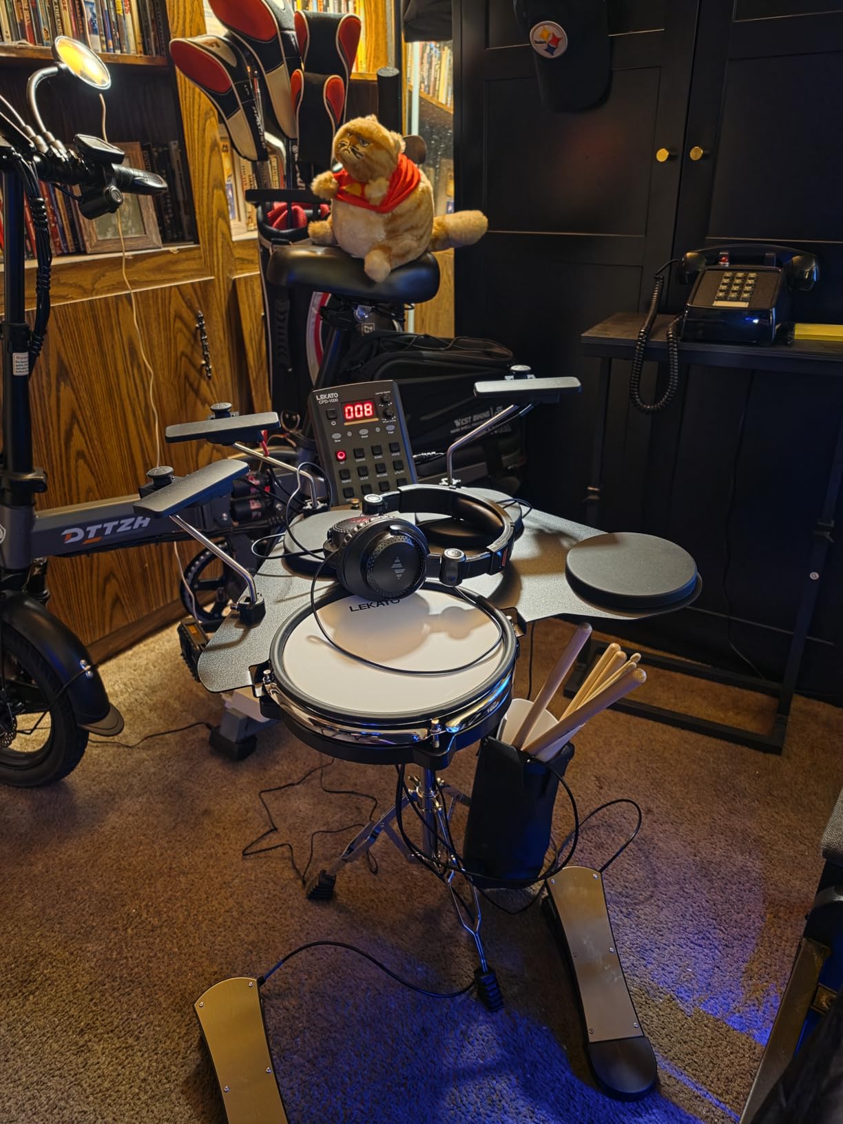LEKATO CPD-1000 Electronic Drum Set with Quiet Mesh Pads, Portable Electric Drum Set, 220+ Sounds, USB MIDI, 2 Robust Footswitch, Sticks, Travel Bag customer photo 1