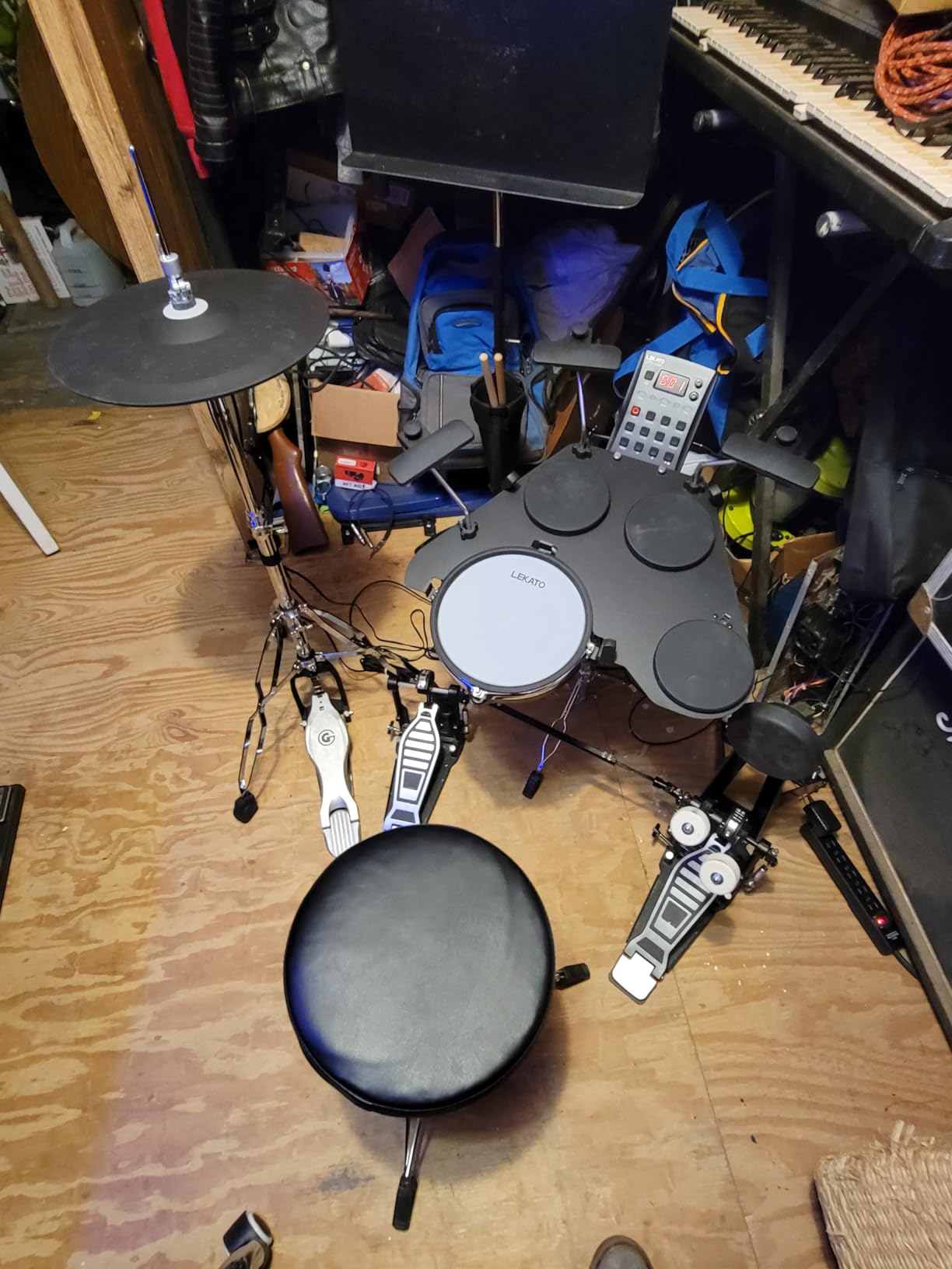 LEKATO CPD-1000 Electronic Drum Set with Quiet Mesh Pads, Portable Electric Drum Set, 220+ Sounds, USB MIDI, 2 Robust Footswitch, Sticks, Travel Bag customer photo 2