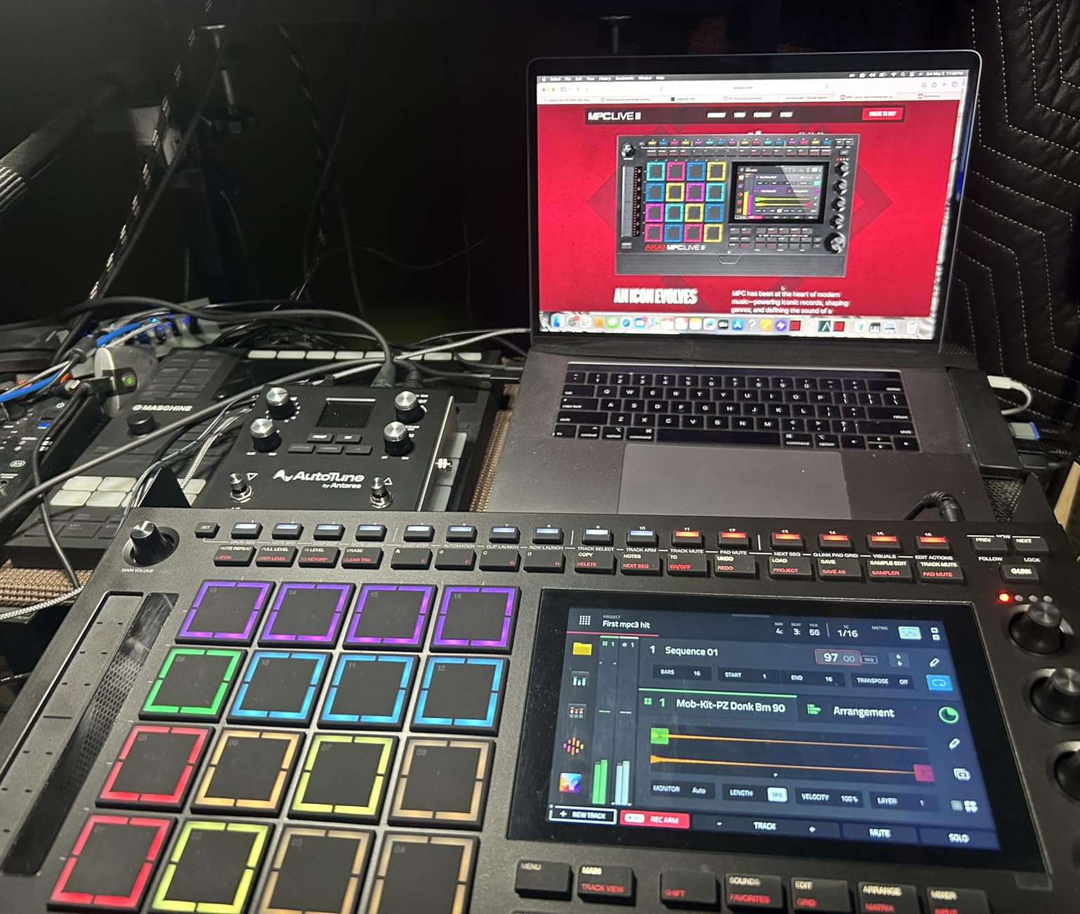 Akai Professional MPC Live III Standalone Portable Music Production Center customer photo 1