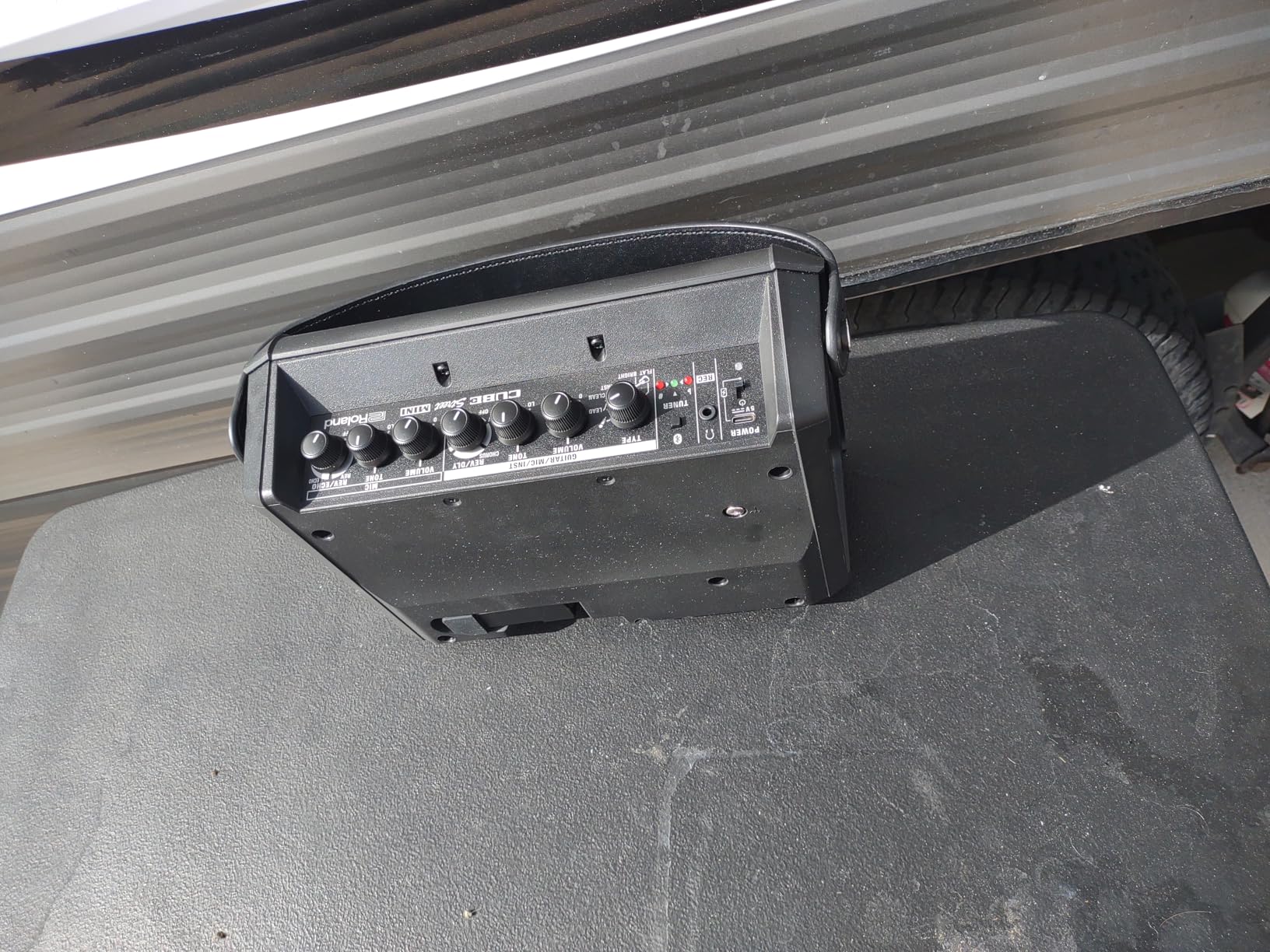 Roland Cube Street Mini | Ultra-Compact Amplifier | Exceptional Sound | Ideal for Small Events | Supports Mics, Instruments & More | Up to 7 Hours Battery Life | Built-in Effects | Bluetooth Audio customer photo 2