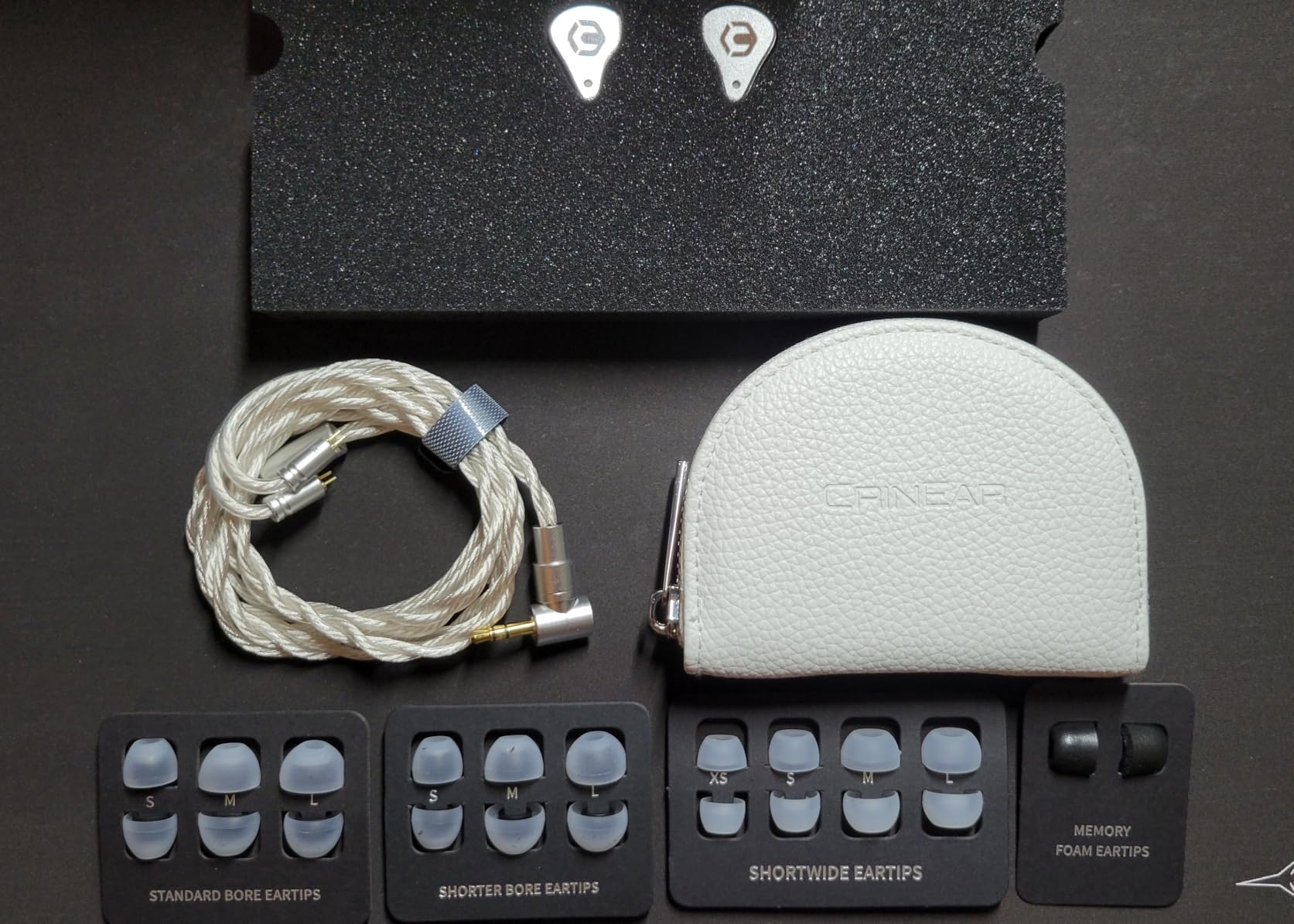 Reference | 2DD+3BA Five-Driver Hybrid in-Ear Headphones | CNC-Machined Aluminum Studio Monitors customer photo 2